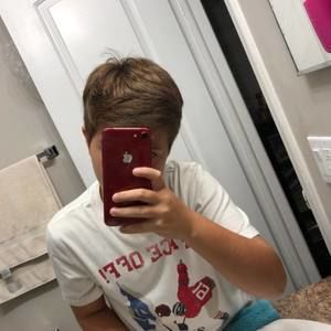 Meet your Posher, Diego